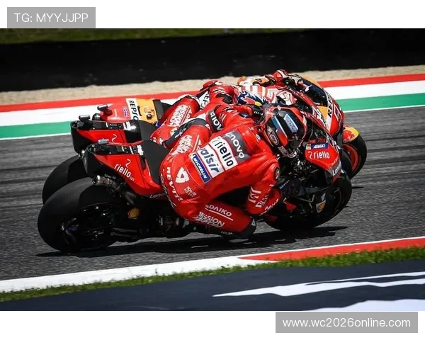 MotoGP赛季回顾：传奇车手争锋激烈 赛道上演精彩绝伦对决